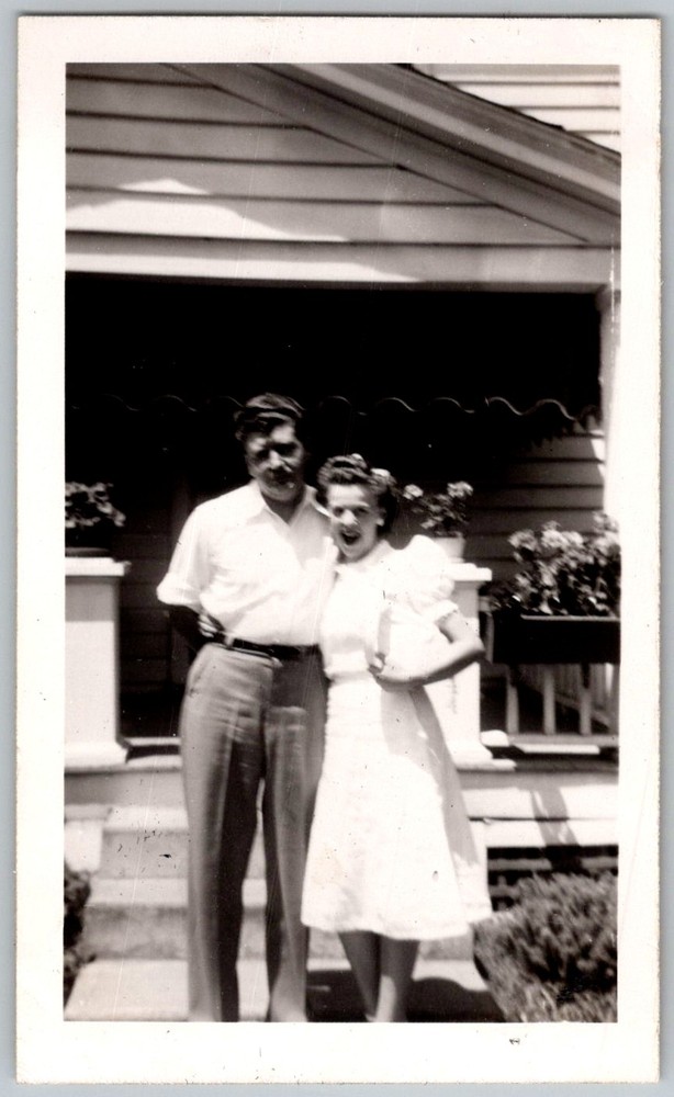 Vtg B&W Snapshot Happy Couple Smiling Outside House Porch 1940s