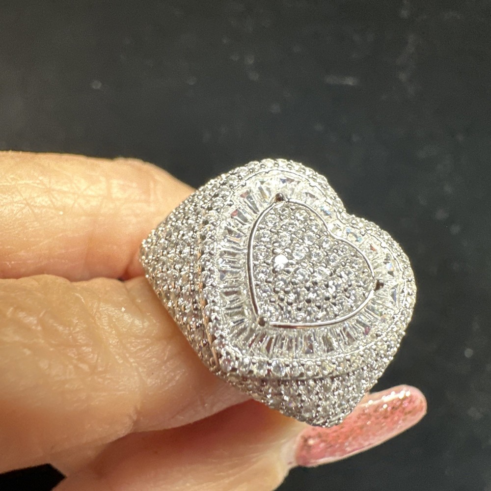 925 STERLING SILVER And Cubic Zirconia HEART Ring.  RING SIZE Is Size 8