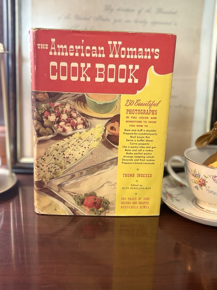 Ruth Berolzheimer The American Woman's Cook Book New & Revised 1962 HC