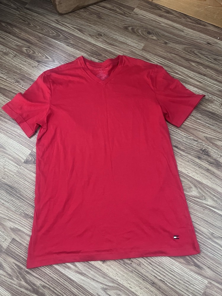 Tommy Hilfiger Logo Men's Red Cotton Jersey V-Neck Short Sleeve T-Shirt M