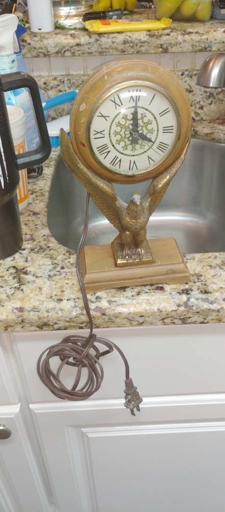 vintage sessions clock