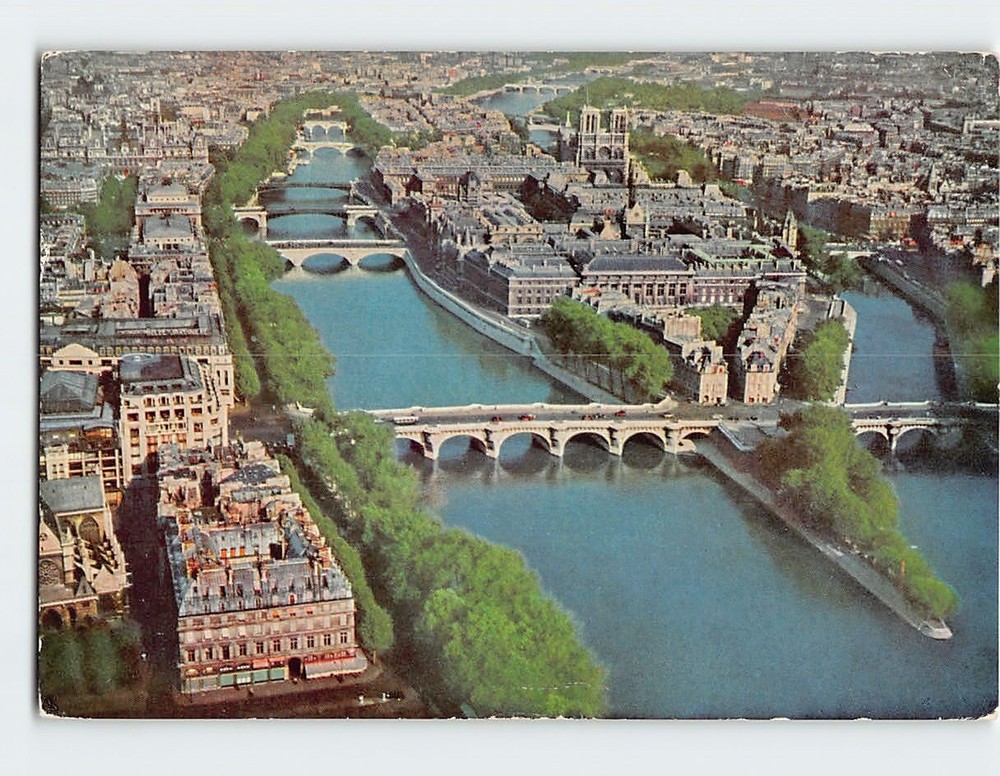 Postcard L ile de la Cite et la pointe du Vert Galant Paris France