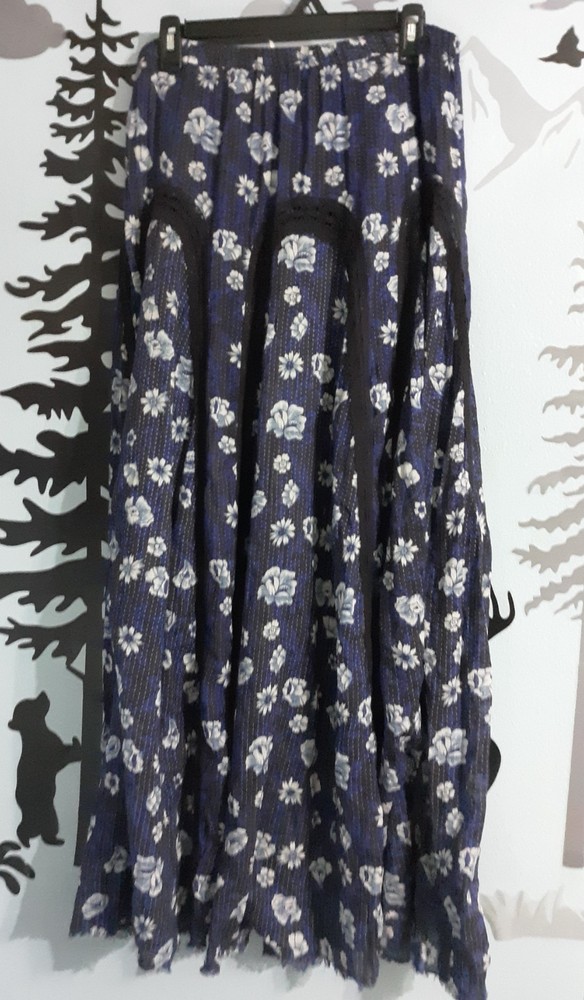 Woman’s Free People Long Floral Maxi  Blue Boho Summer Skirt.semisheer.sz M