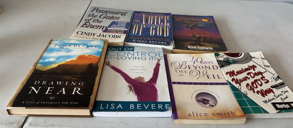 7 Christian Books Lot Including Beveres And Cindy Jacob’s