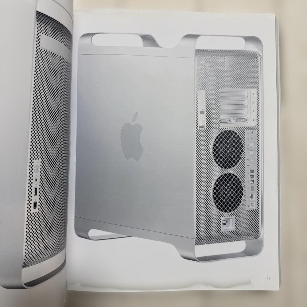 USED Designed by Apple in California book 41.3 x 33cm Steve Jobs Large