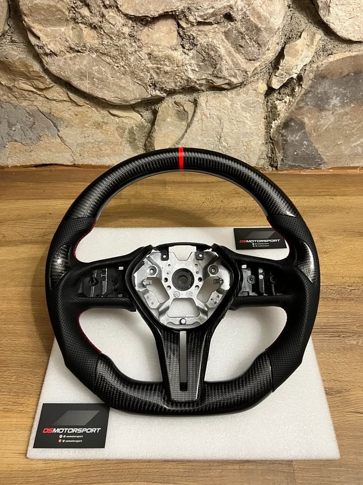 2018+ INFINITI Q50/Q60 REAL CARBON FIBER STEERING WHEEL