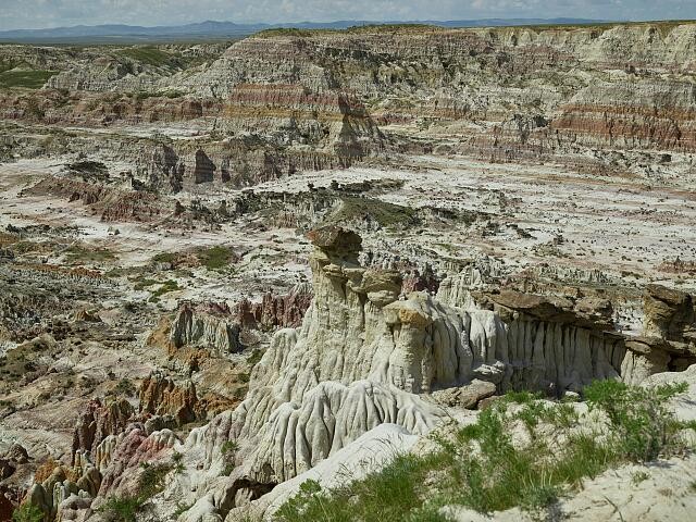 Photo:Hells Half Acre Wyoming 2016 Canyon Rock Formations Desert Landscape