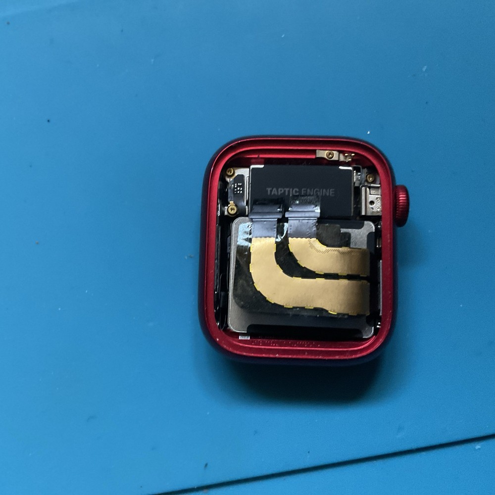 Apple Watch Series 9 41MM GPS, Product RED- Bad Board