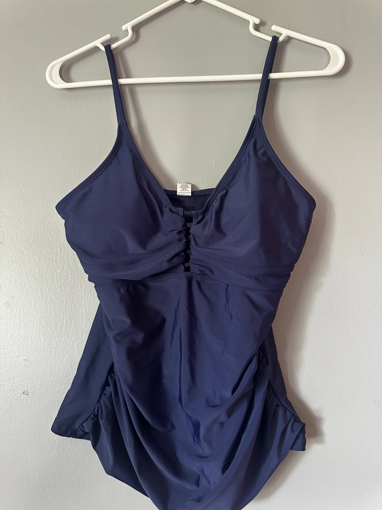 Ocean Blues Women’s Navy V-Neck Tankini Top Size M NWT Ruched Tummy Control Swim