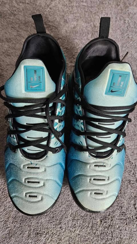 NIKE AIR VAPORMAX PLUS Men's 11.5 Running SHOES SPIRIT TEAL  924453-301