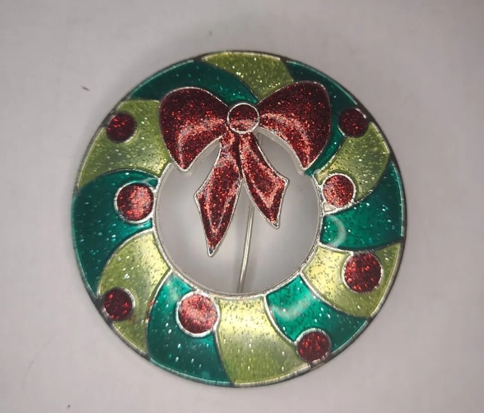 Enameled Christmas Wreath Pin Brooch Silver Tone w 2 Tone Glitter Green & Red...