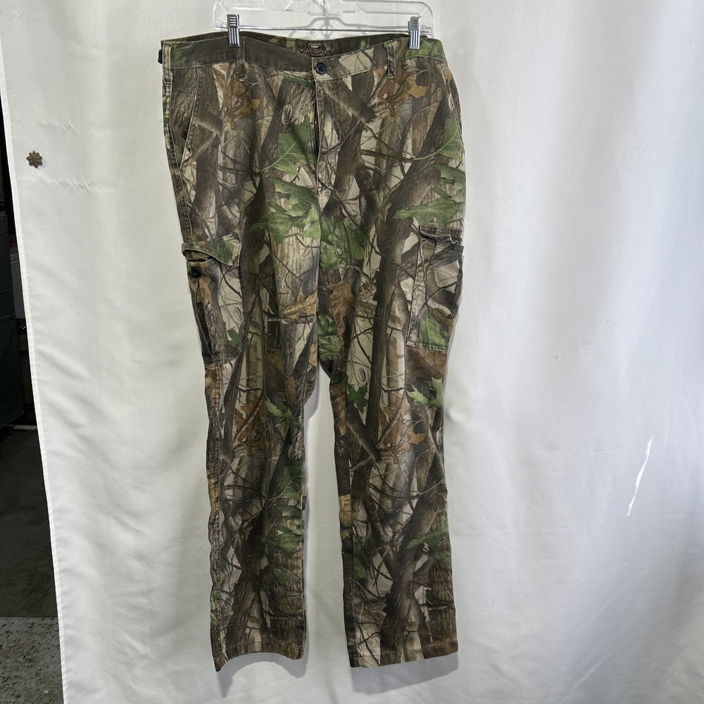 Realtree Camo Mens XL 40x32 Cargo Pants for Hunting & Outdoors