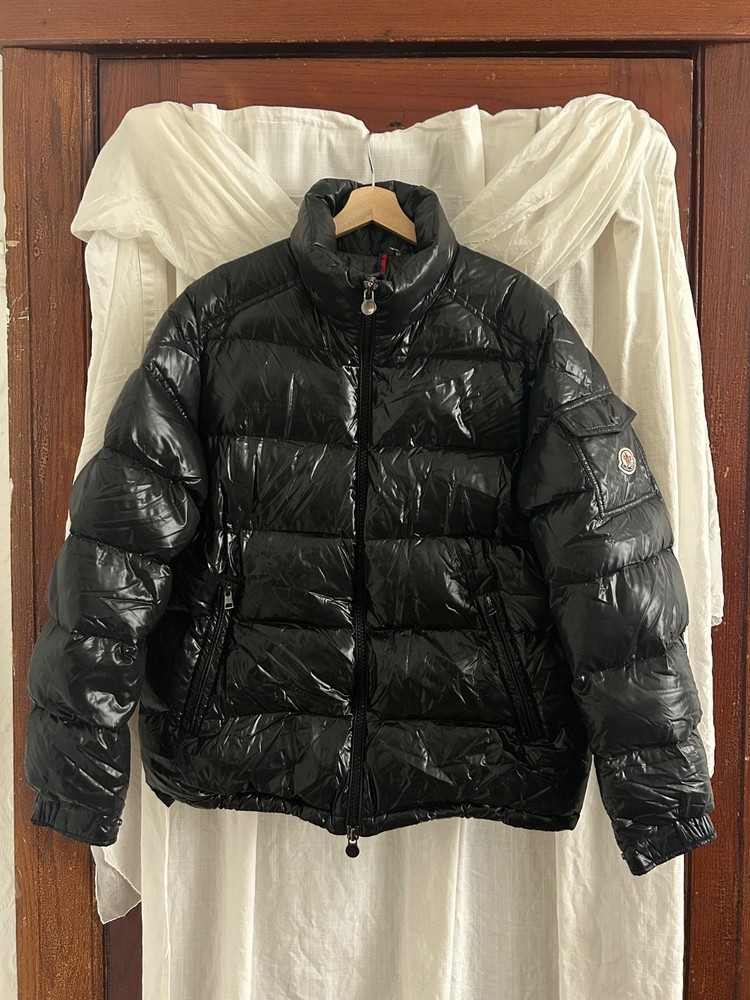 Men’s Moncler Shiny Black Puffer Jacket Size 6