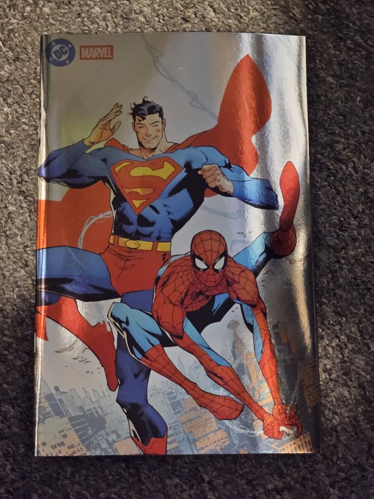 DC Marvel Superman Spider-Man #1 (One Shot) Cover Y Jorge Jimenez Foil Variant
