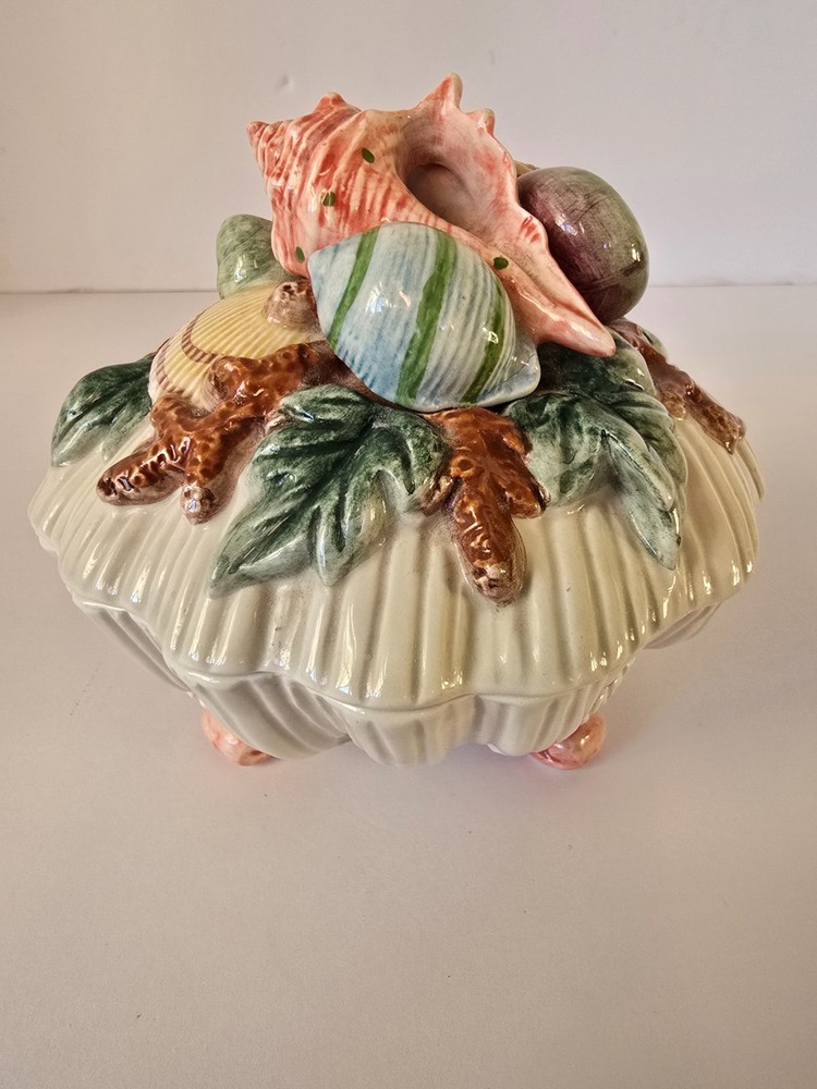 Fitz and Floyd Oceana Seashells Ceramic Sugar Bowl Trinket Box Jewelery Chest