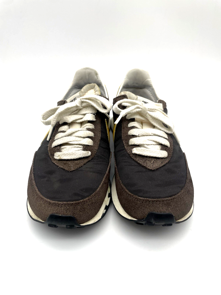 Nike Waffle Trainer 2 Velvet Brown US Mens Size 9.5 - DB3004-200