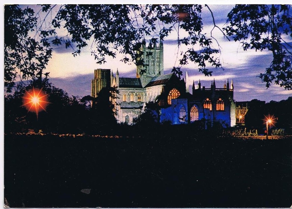 United Kingdom UK Postcard Wells Cathedral At Night Somerset