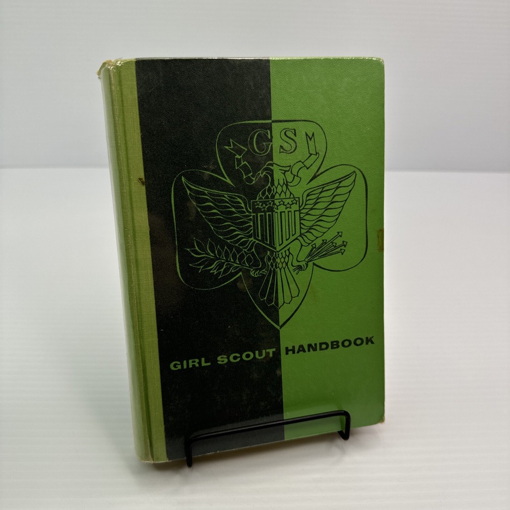 Girl Scout Handbook Intermediate Program 1957 Twelfth Print Girl Scouts of USA