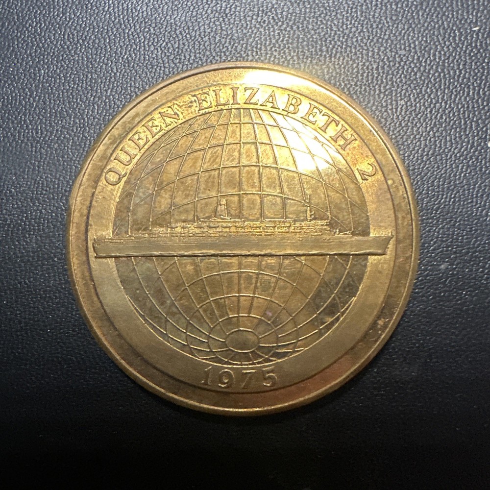 Cunard Queen Elizabeth 2 1975 Trans Atlantic Crossing Medallion
