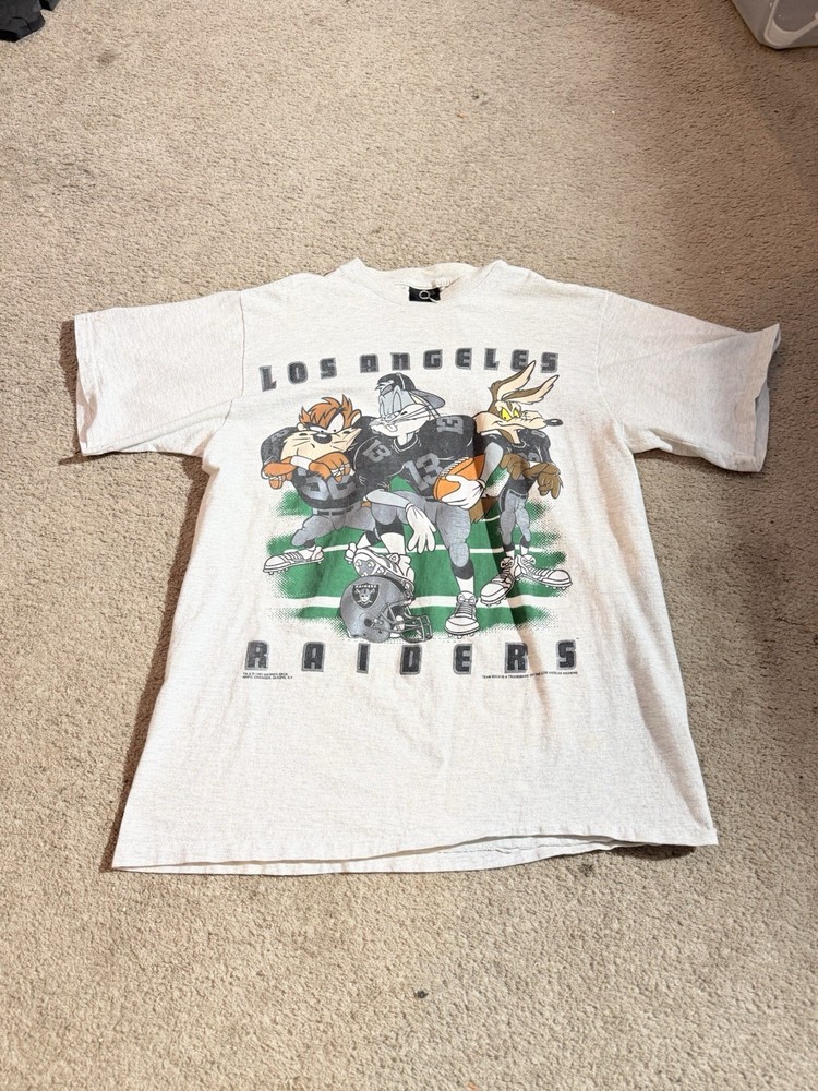 Vintage 1993 Looney Tunes x Los Angeles Raiders T Shirt single stitch size xl