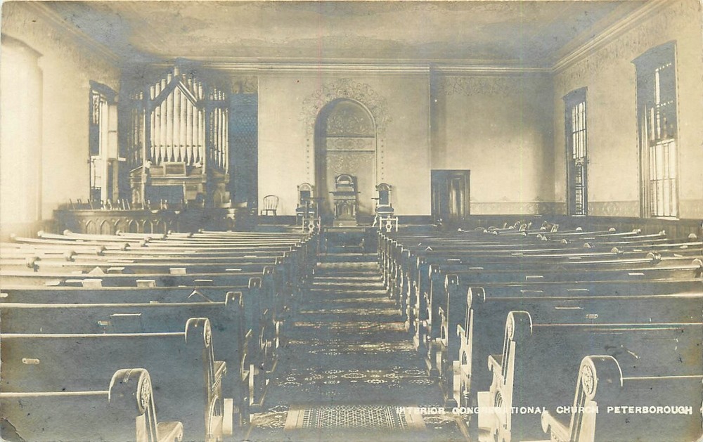 1930s Peterborough New Hampshire Interior Congregational Church Postcard 25-7586