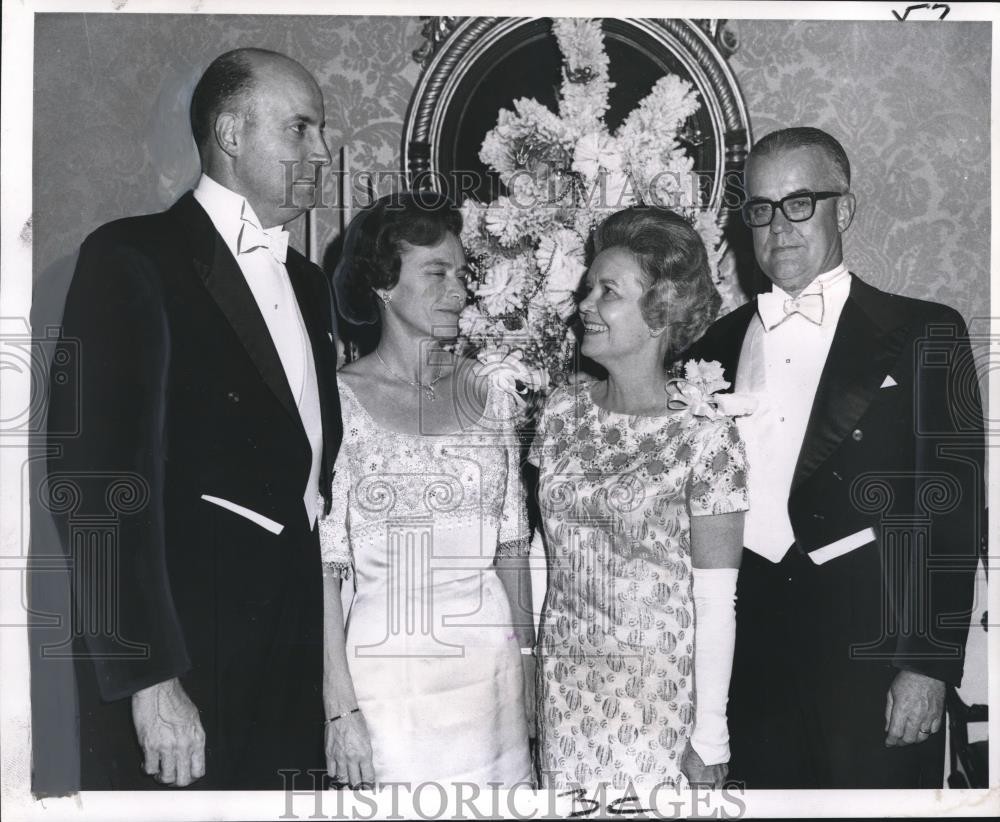 1968 Press Photo The Annual Governors Ball of the New Orleans Country Club