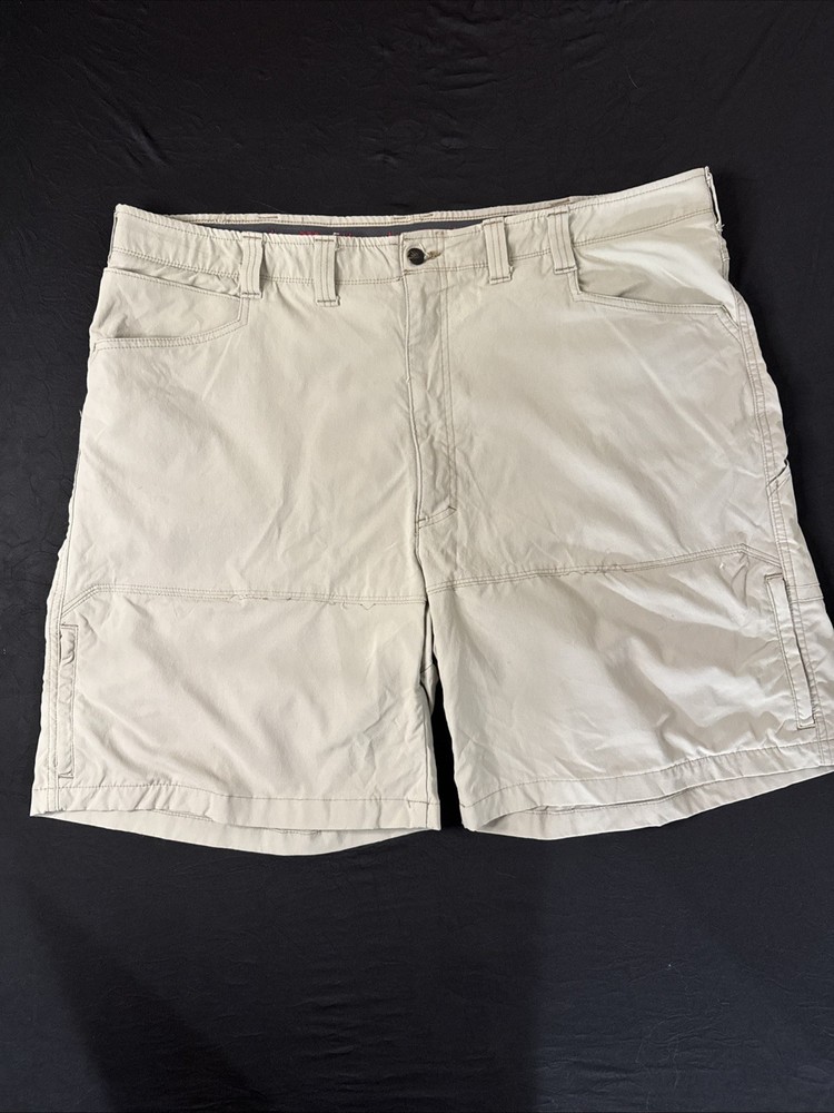 WRANGLER Cargo Shorts Size 44 Khaki Stretch Utility Pocket Hiking Outdoor