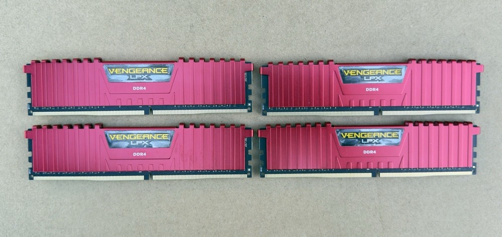 Corsair CMK16GX4M4A2133C13R 16GB (4x4GB) PC4-21300 DDR4