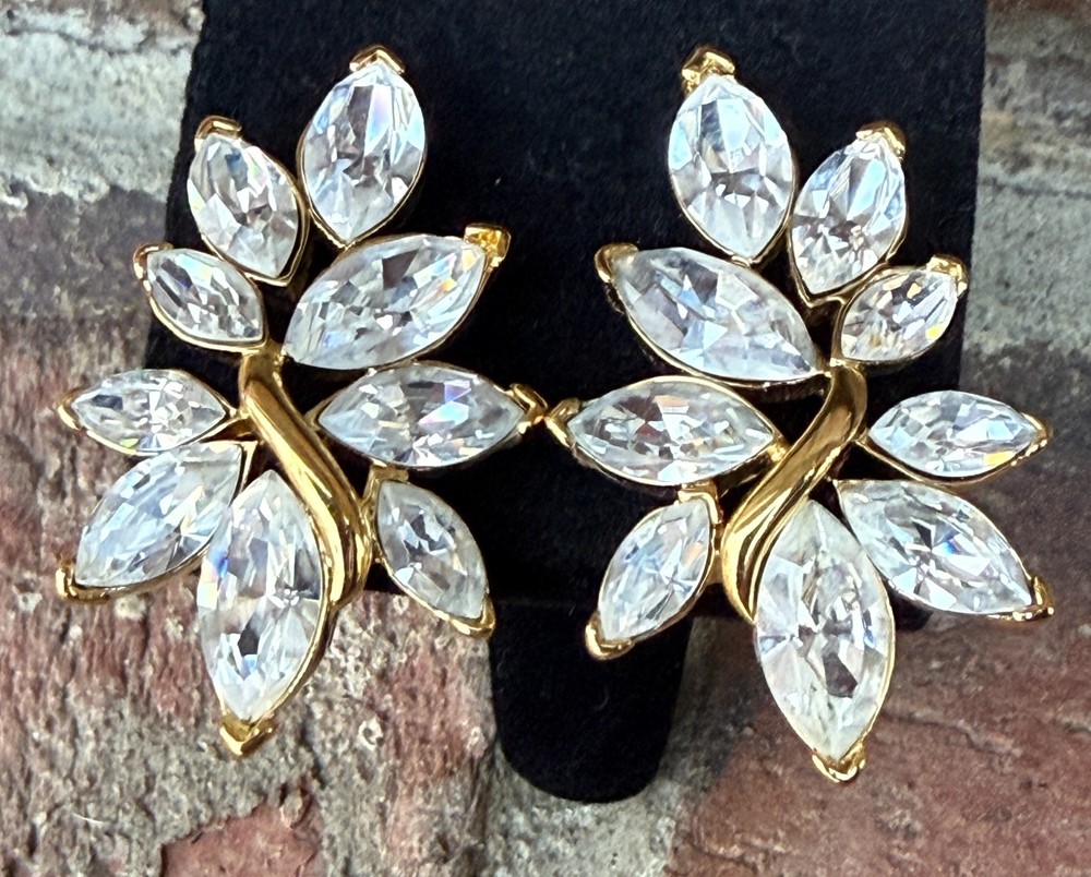 Vintage Trifari Rhinestone Clip On Earrings Gold Tone Leaves Marquis 1”