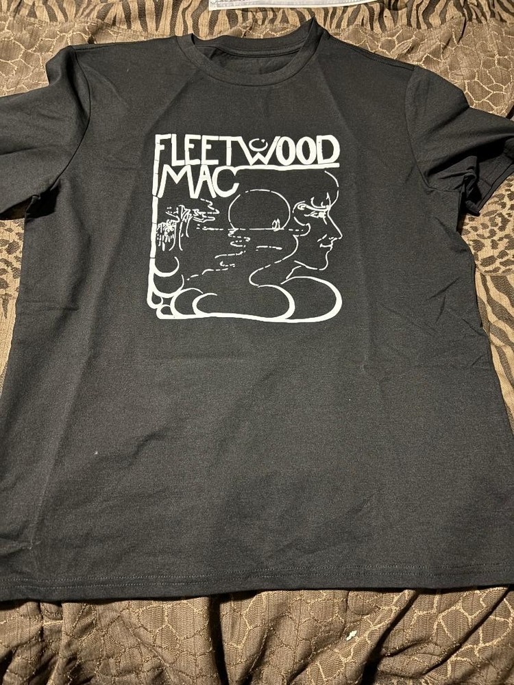 Fleetwood Mac T-shirt (BLACK) (NEW W/O TAGS)
