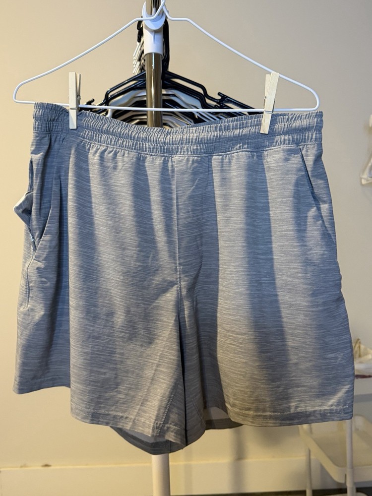 Lululemon L PaceBreaker Shorts 7