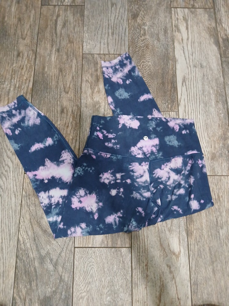 Lululemon Blue Tie Die Align Leggings ~ Women's Size 8