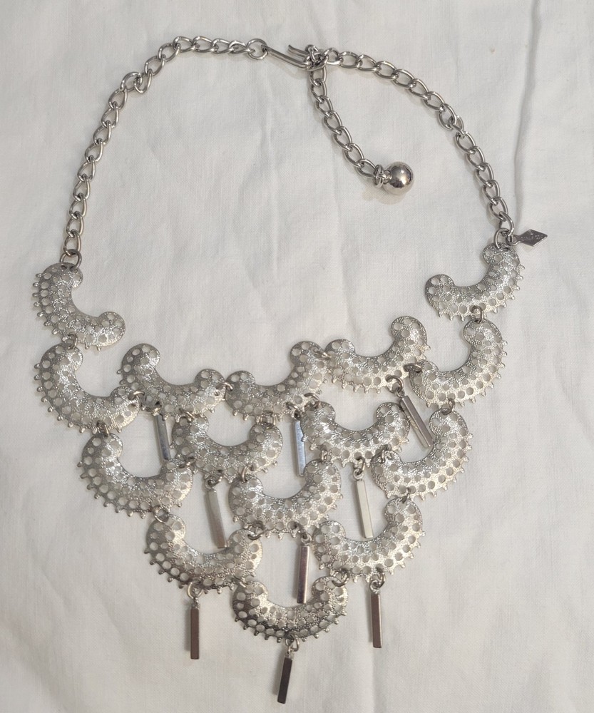 Vintage 1970s Sarah Coventry Charisma Necklace Silver Tone Bib Dangle Chandelier