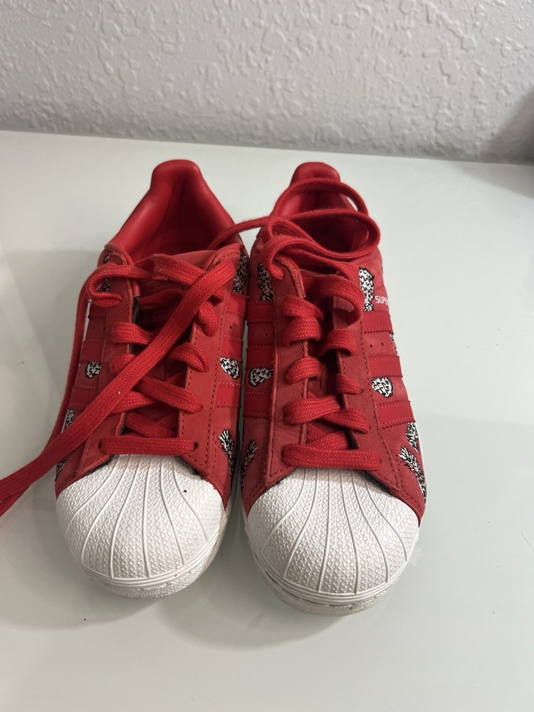 adidas Superstar