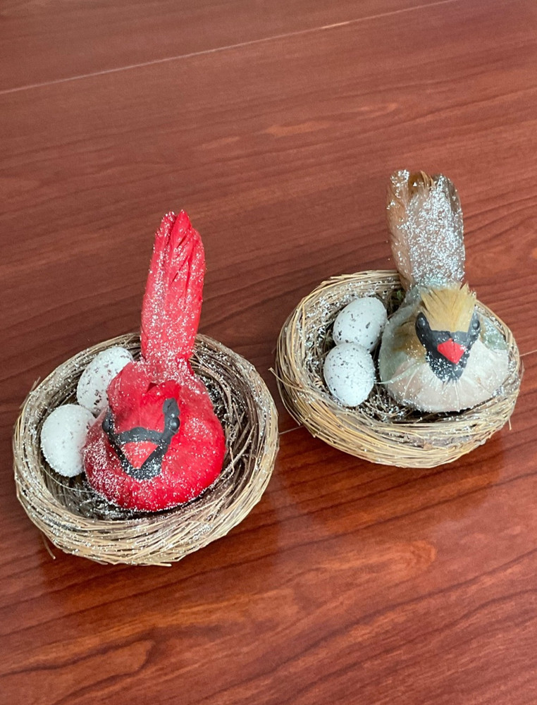 Vintage Set of Male and Female Cardinal Birds in Nests, Christmas Tree Decor