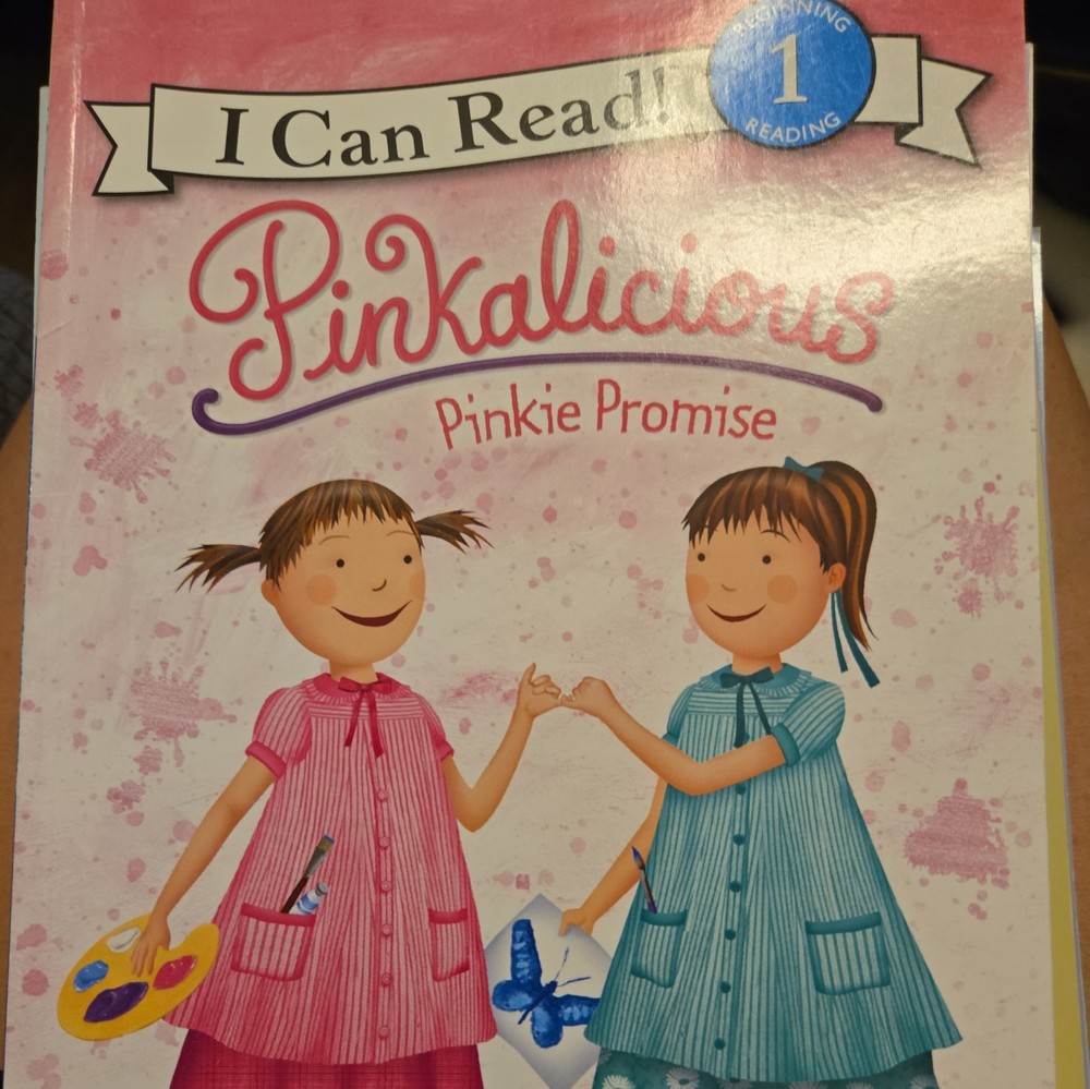 Pinkalicious: Pinkie Promise by Victoria Kann (2011, Trade Paperback)