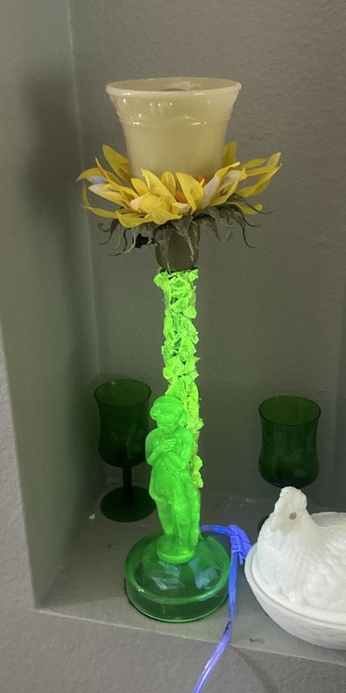 Cambridge Glass Company Uranium Bashful Charlotte Flower Lamp 18” Inches High