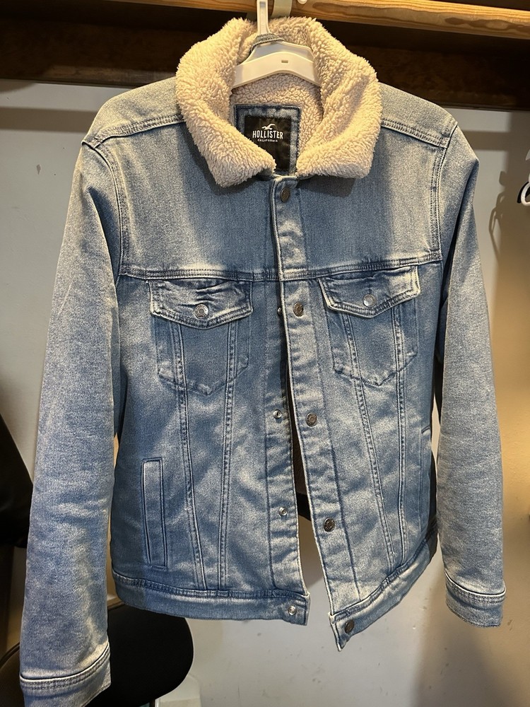 Hollister Men's Sherpa Lined Denim Jean Jacket Light Blue Button Collared Size L