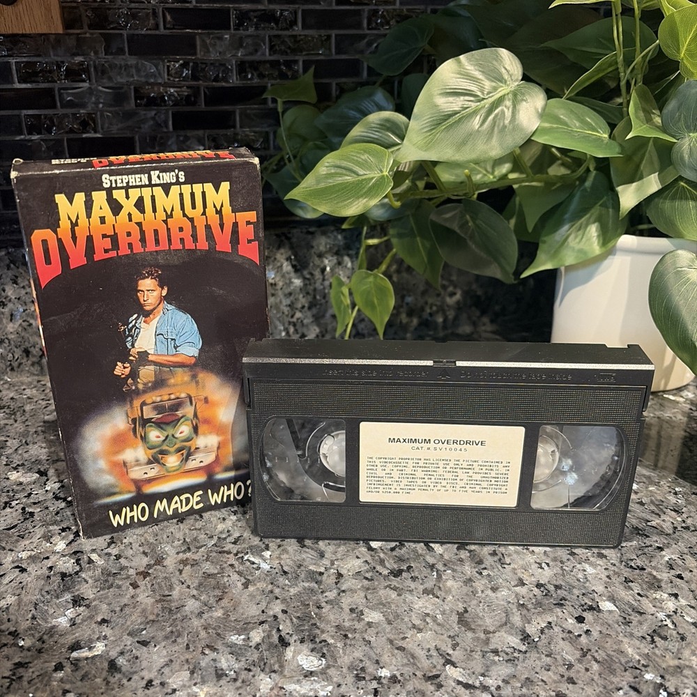 Maximum Overdrive VHS 1996 Stephen King AC/DC Horror Sci-Fi Movie Rare
