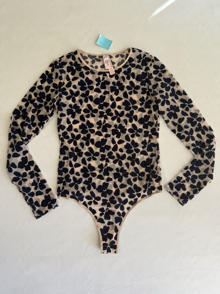 Victorias Secret Women’s Stretch bodysuit LS Blue velvet Floral thong Snaps Sz M