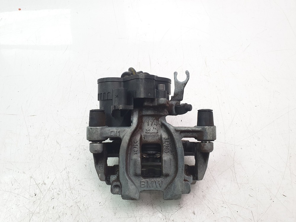 688553401 RIGHT REAR BRAKE CALIPER / 1389721 FOR BMW X1 SERIES F48 SDRIVE18