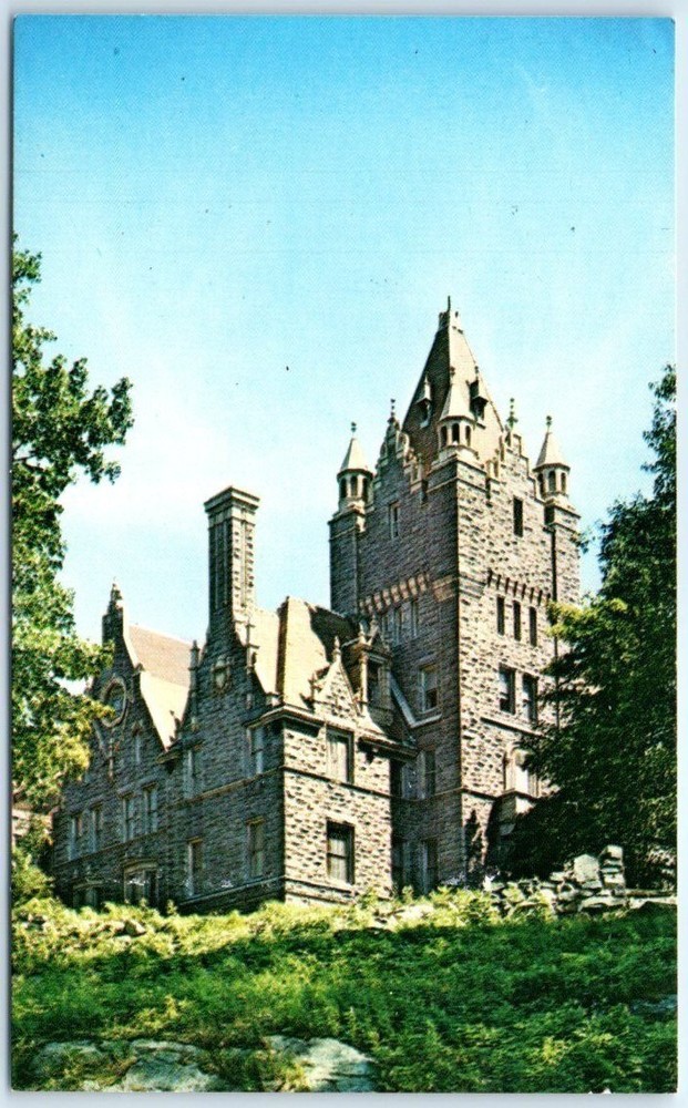 Boldt Castle on Heart Island, St. Lawrence River, Thousand Islands, New York USA