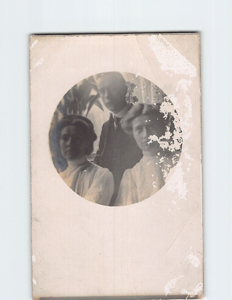 Postcard Vintage Early 1900s Antique Edwardian Family Portrait Group Photo