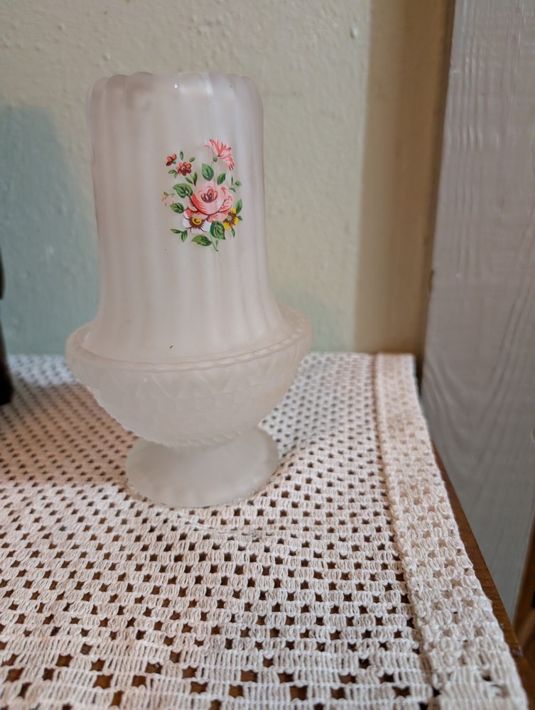 Westmoreland Vintage Frosted Floral Glass Column Fairy Lamp