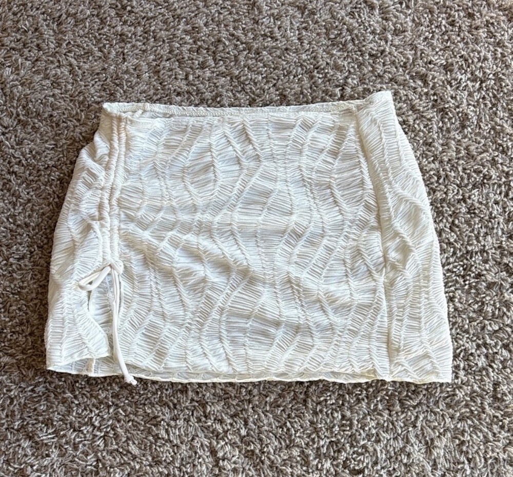 SHEIN Cream/White Crochet Swim Cover Up Skirt Women’s Size XS