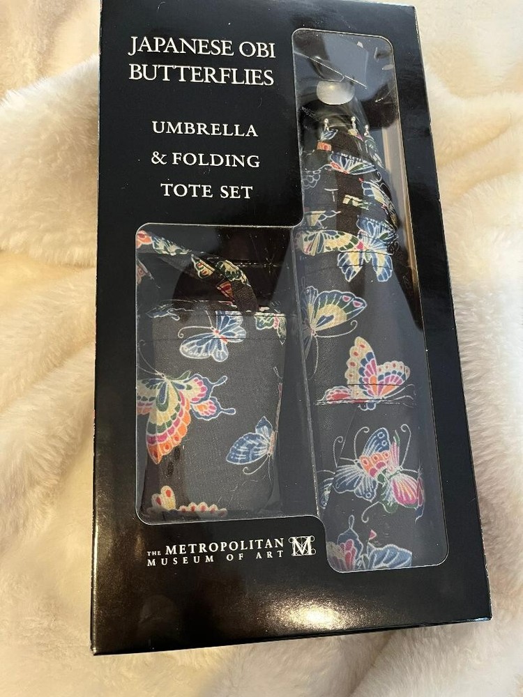 NIB!!!   NYC METROPOLITAN MUSEUM OF ART BUTTERFLIES FOLDING UMBRELLA  & TOTE