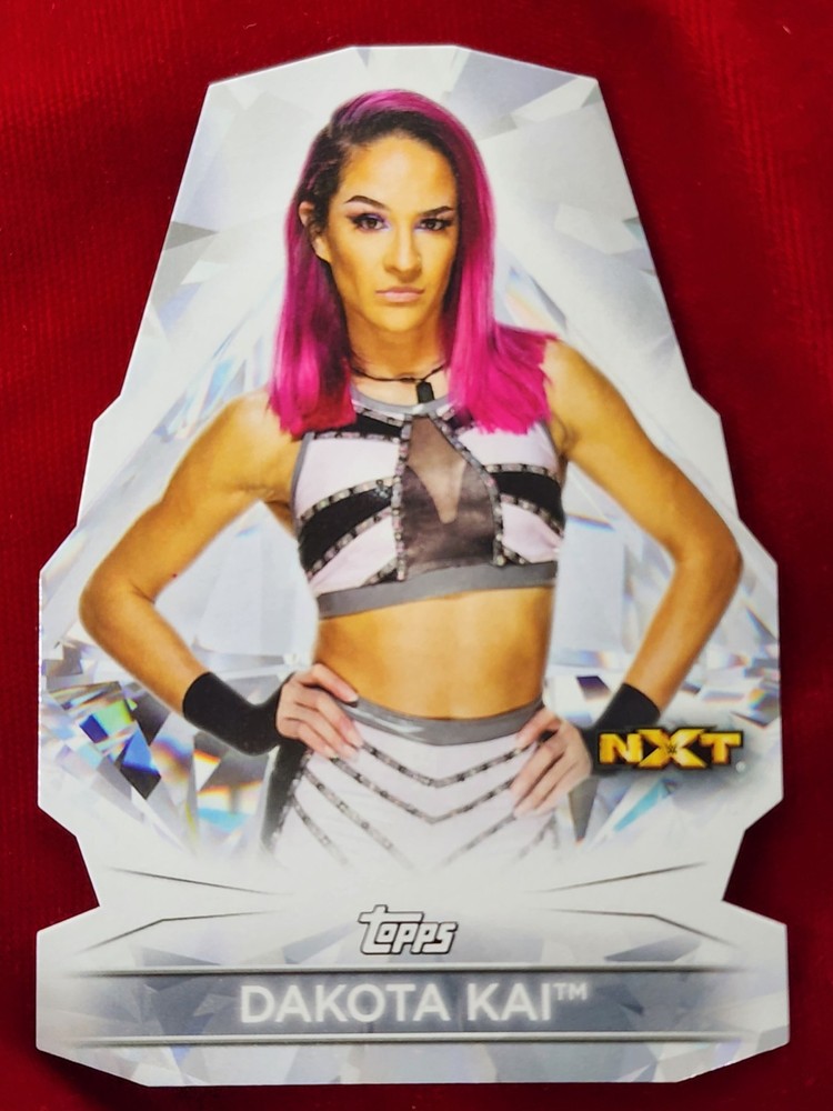 2021 Topps WWE Women's Division - Diamond Cuts Dakota Kai #DC-13