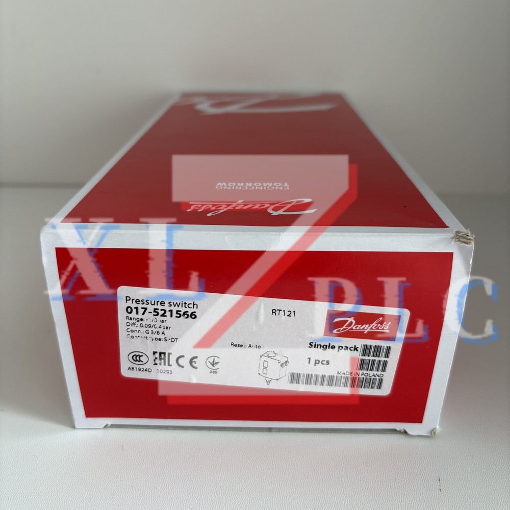 1PCS New Danfoss 017-521566 RT121 Pressure switch In Box*