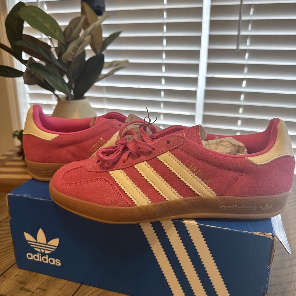 Adidas Originals Gazelle Indoors Women's Shoes in Pink size 9