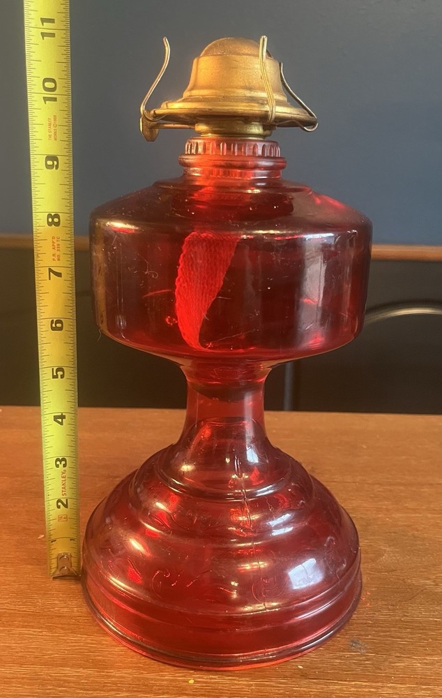 Vintage Red Pedestal Base Glass Kerosene Oil Lamp Eagle Burner 11